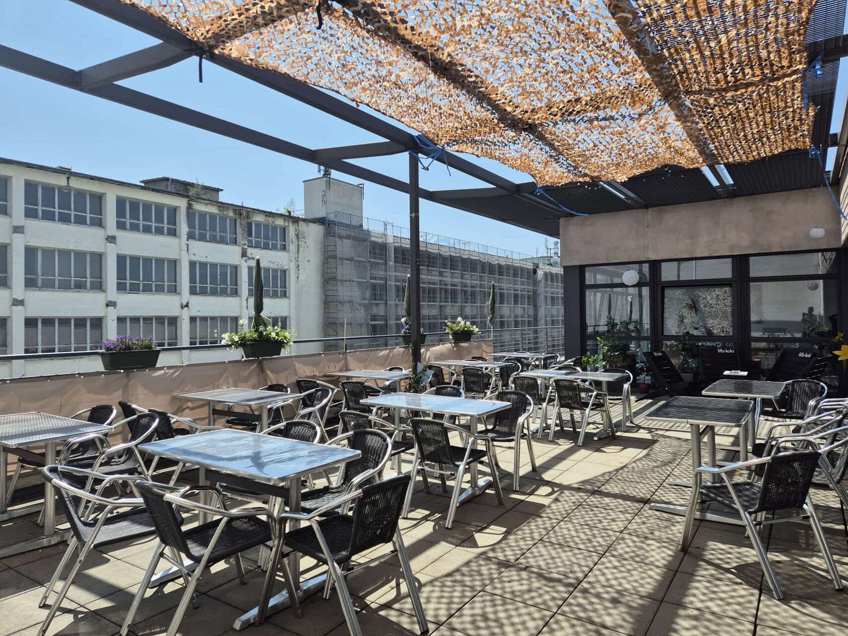 Herzlich Willkommen auch in unserer Kantine