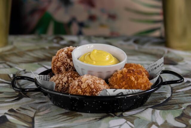 Noi di Cumbia vi proponiamo le polpette di zucca impanate nel panko, uno spuntino davvero delizioso e croccante.