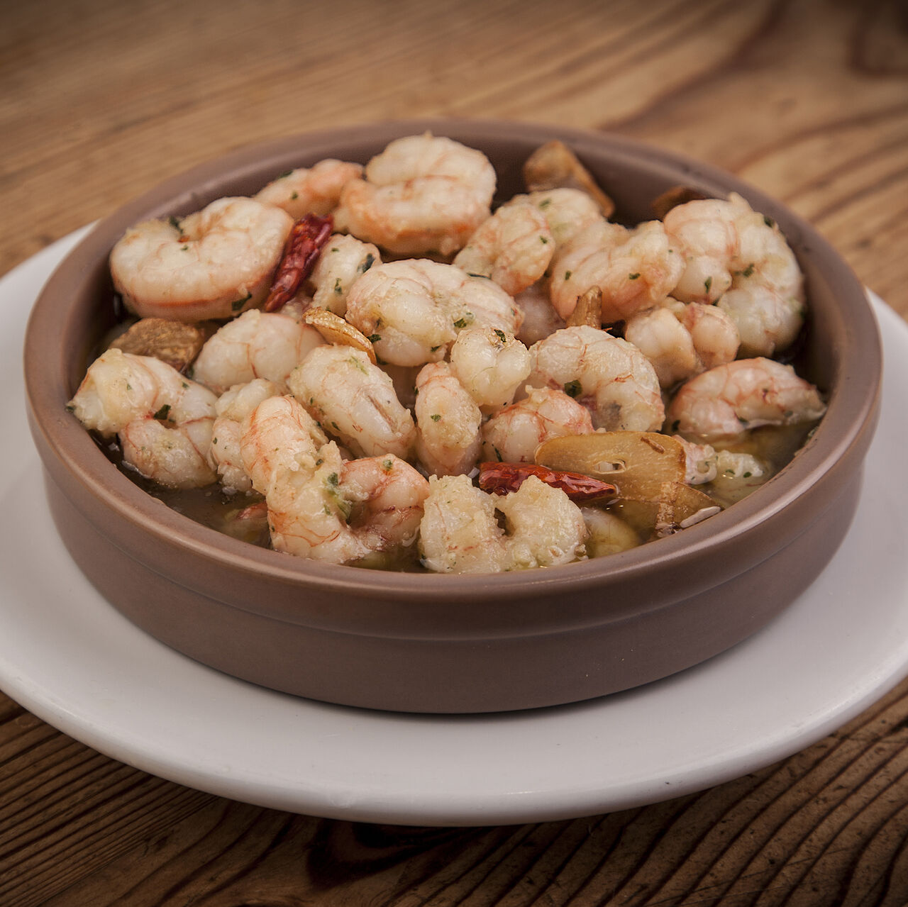 Gambas al ajillo en cazuela.
