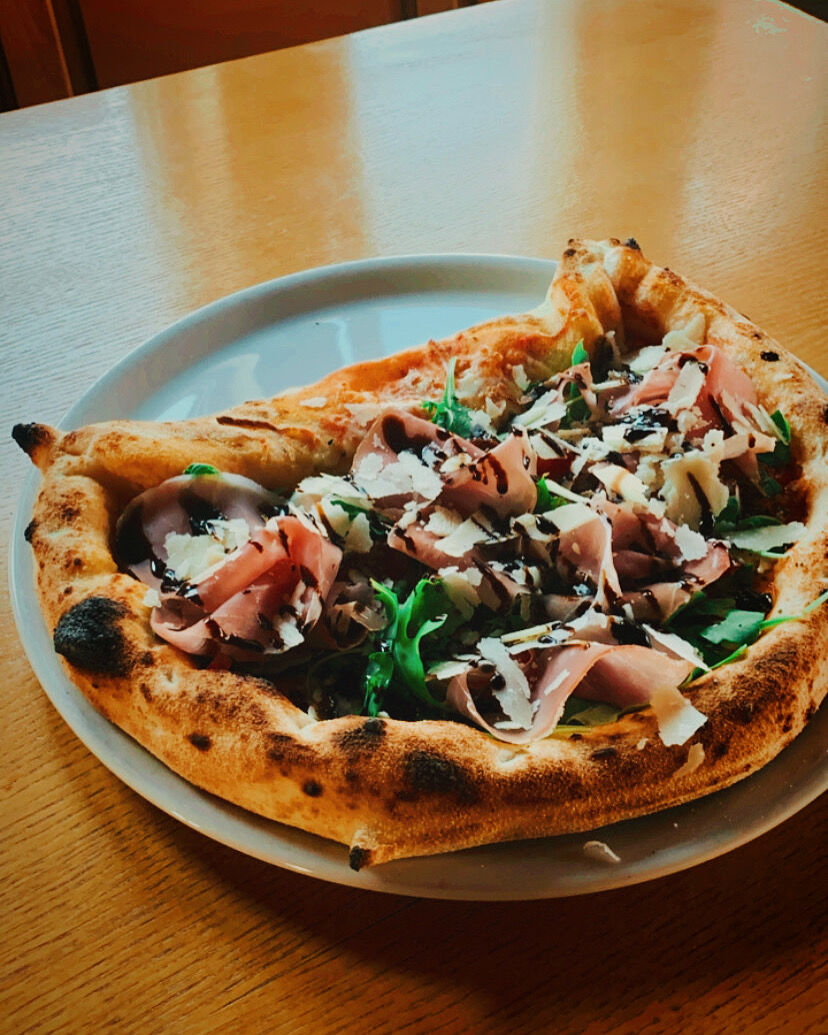 Pizza Napoleone