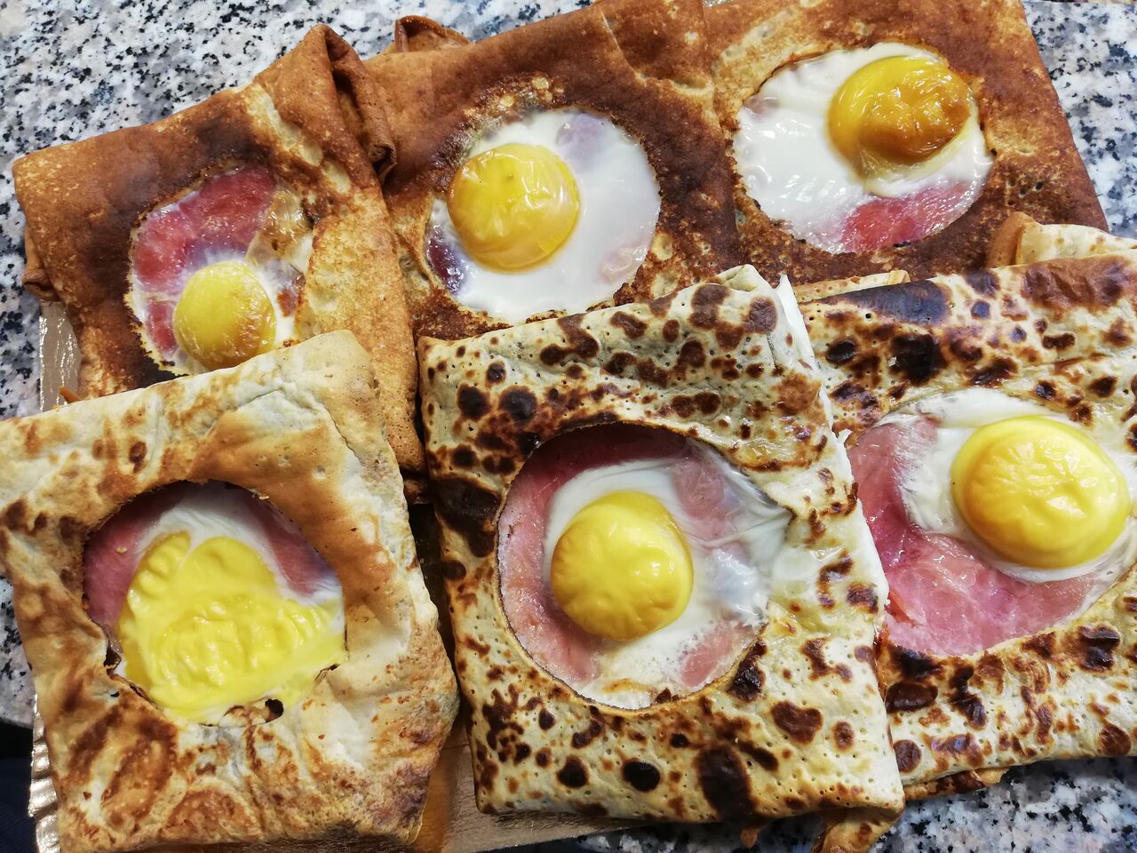 Traiteur
Crêpe garni