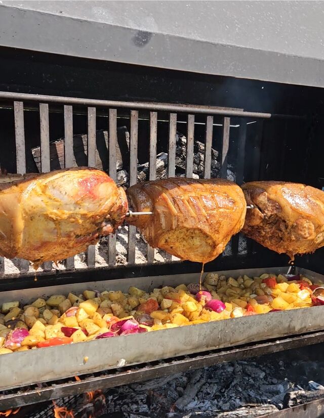 Jambons à la broche 
