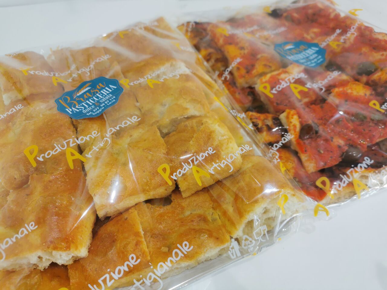Focaccia e Sardenaira a cubetti per compleanni ed eventi