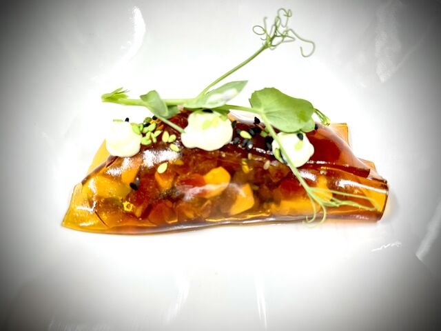 Tartar de tonyina amb sèsam i wasabi