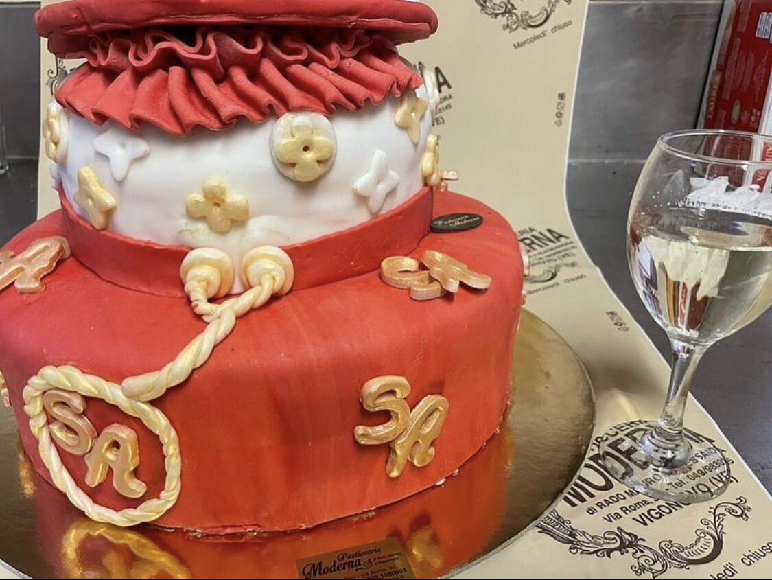 Torta pan di spagna Cake design