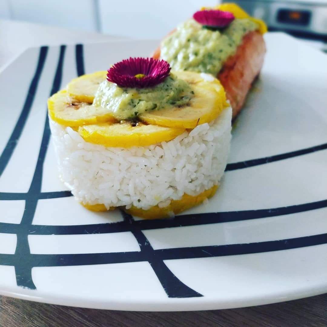 SAUMON RIZ BANANES PLANTIN