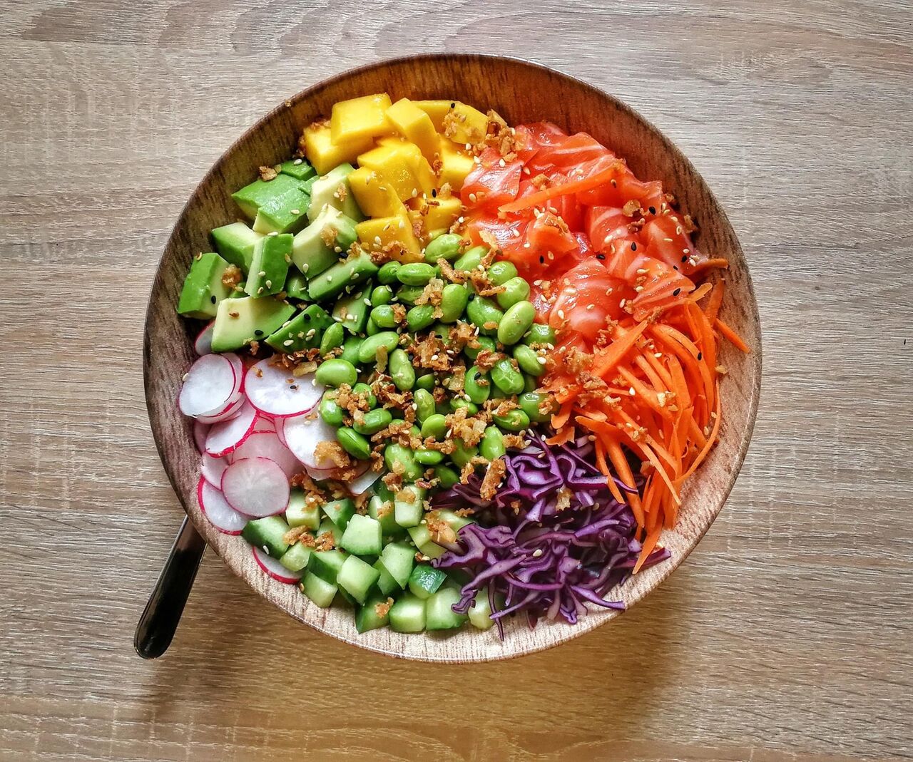 Poke bowl saumon
