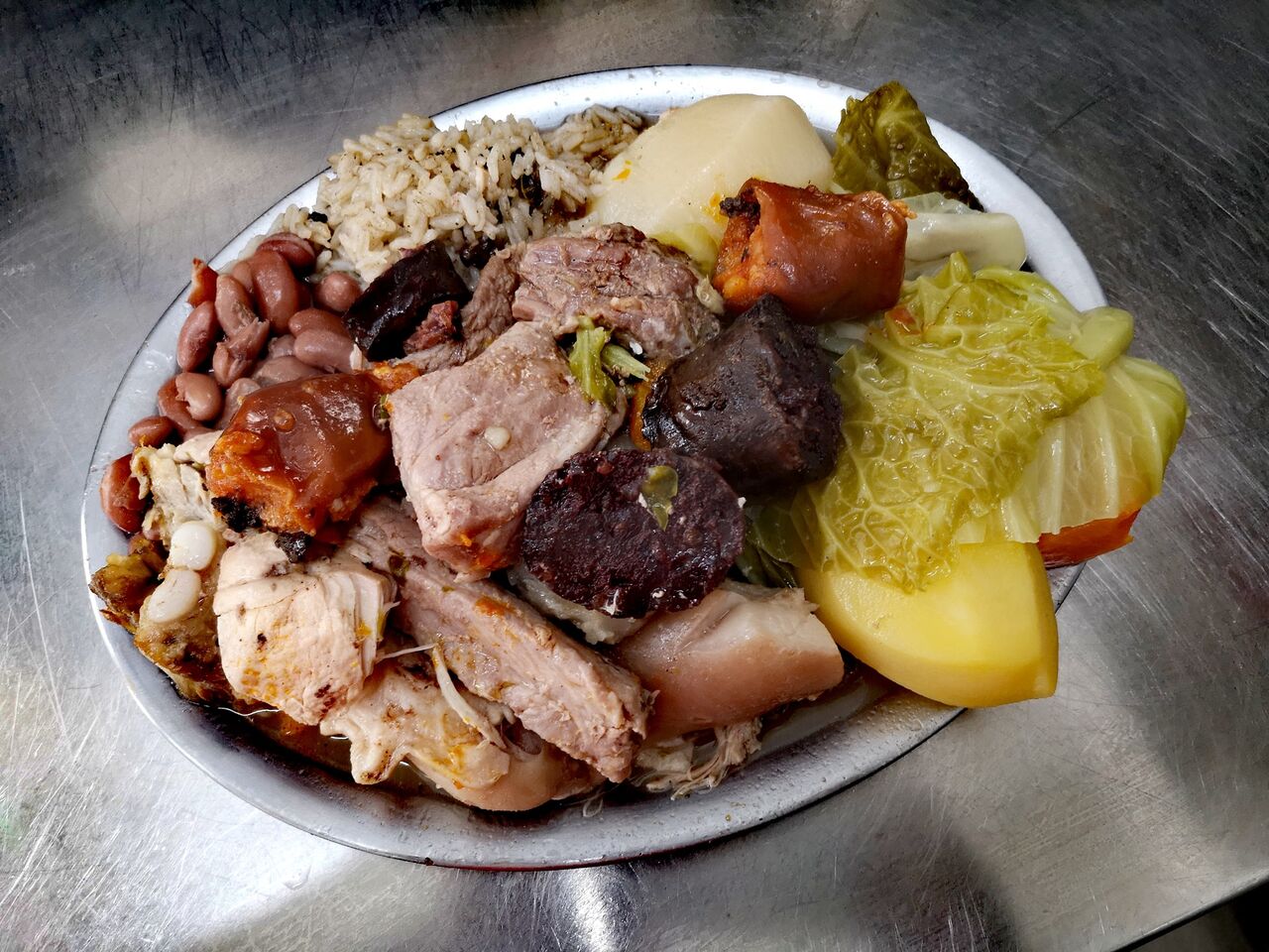 Ao sábado o nosso cozido já tem muitos clientes fieis