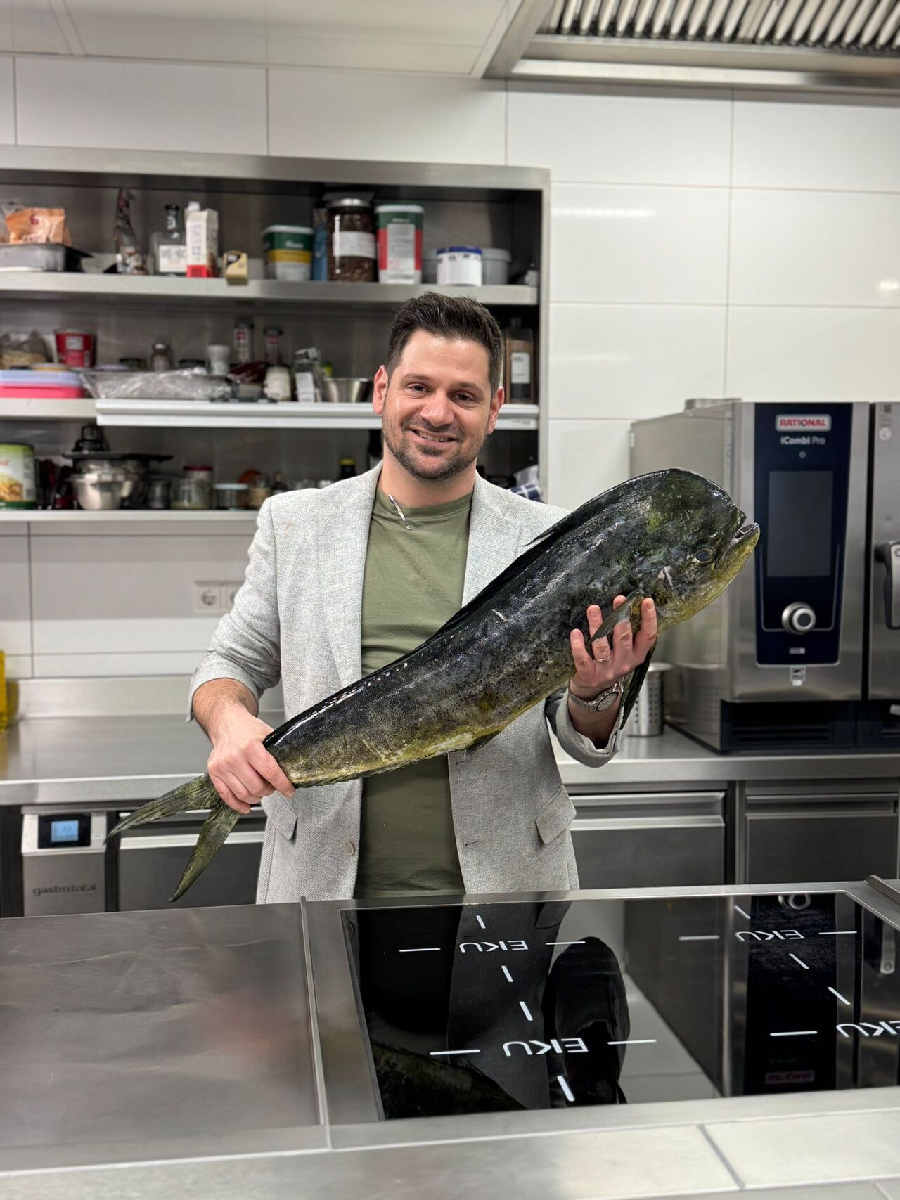 Fisch & Goldmakrele