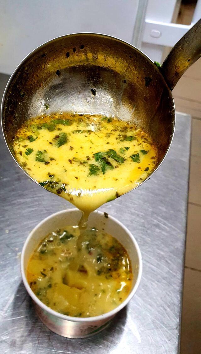 ciorba ardeleneasca cu afumatura