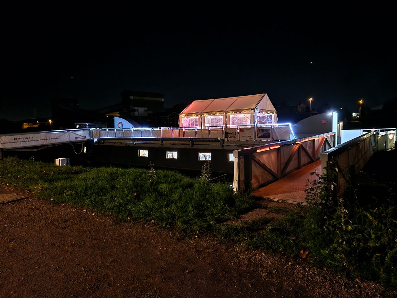bateau de nuit