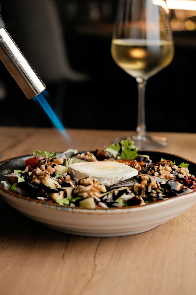 Ensalada de queso de cabra