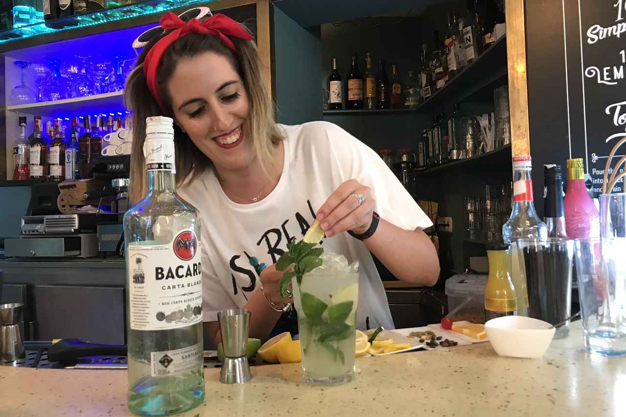 “Talleres de Cocktail y Gin Tonic”