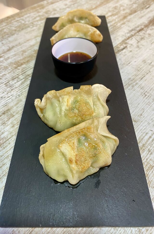 Gyozas de Langostino/ (EN) Prawn Gyozas. (FR)Gyozas aux crevettes.