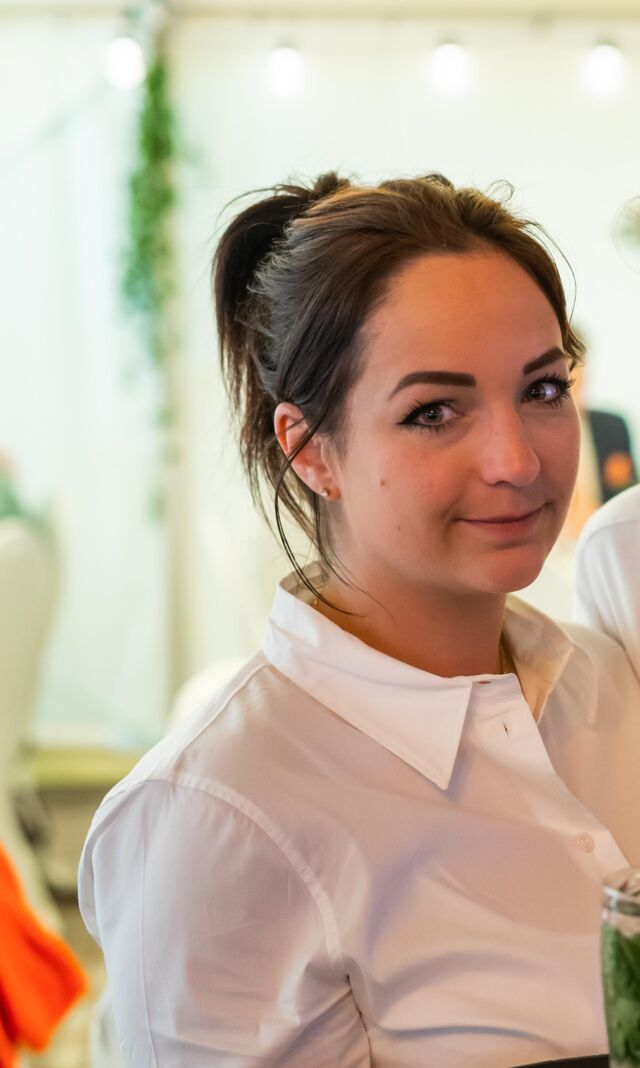 Svenja, Partnerin & Stellvertretung