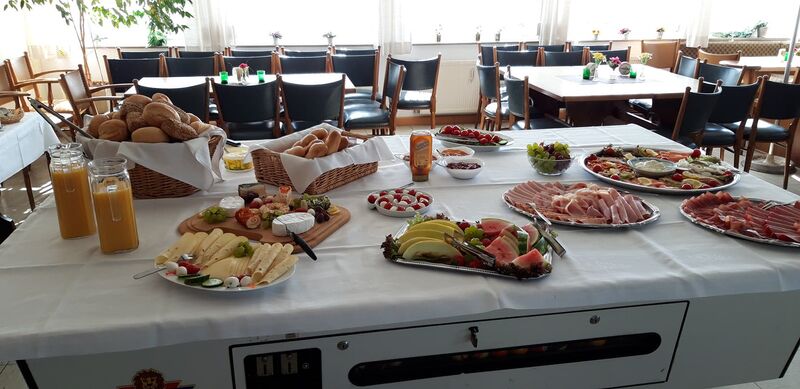 Für Ihre private Feier erstellen wir ein Büffet nach nach Ihren Wünschen.