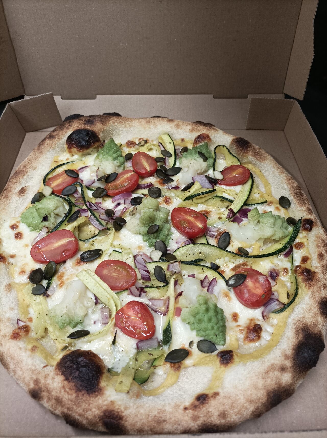 La pizza végétarienne arrive !!!