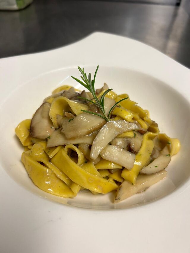 Tagliatelle ai funghi porcini