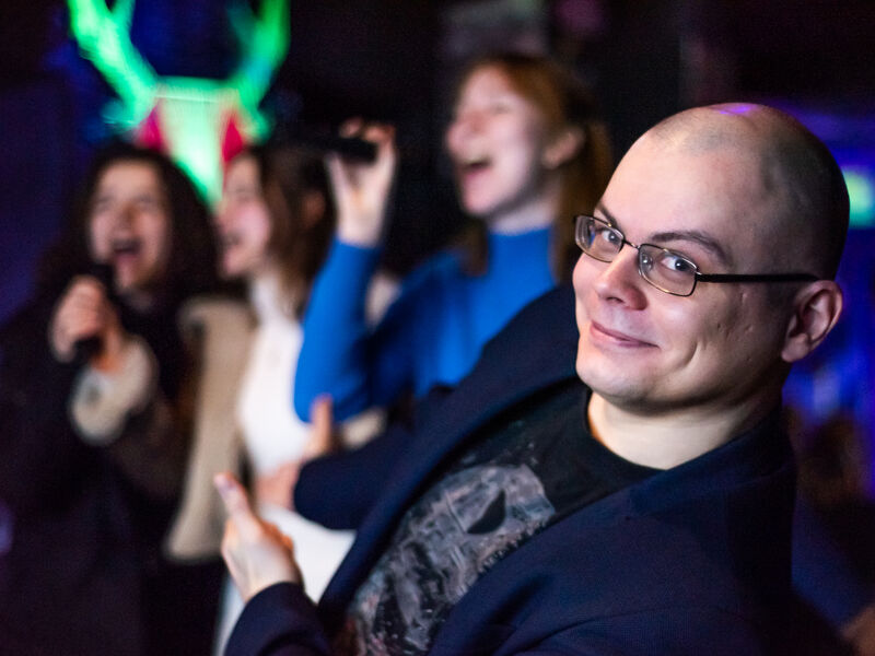 Prowadzi Michał 'Shan' Wieloch