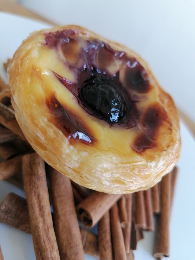 Pastel De Nata
Cerise ou fruit de saison 