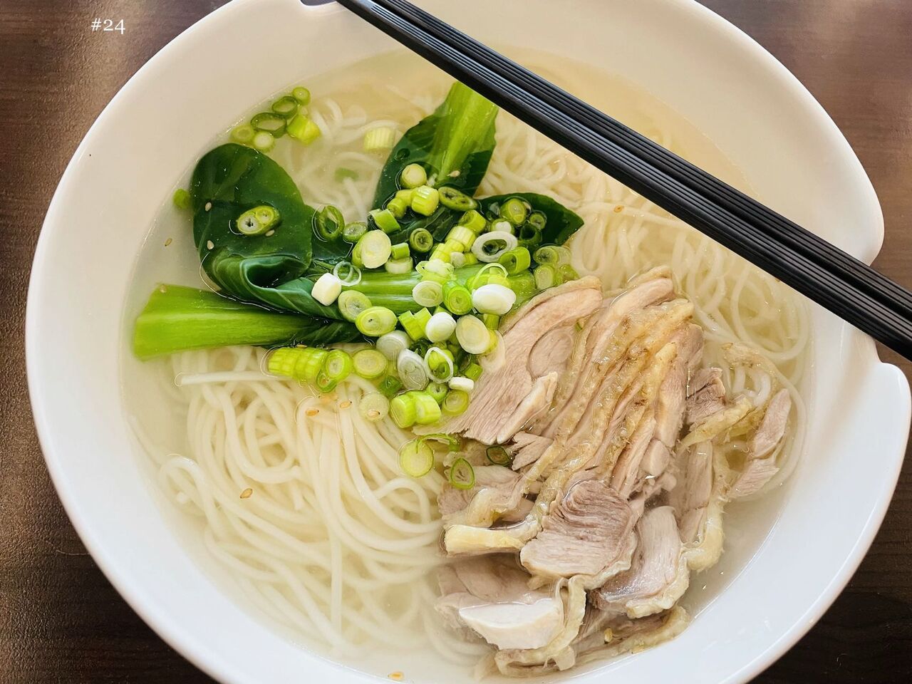 #24 Hühnernudelsuppe