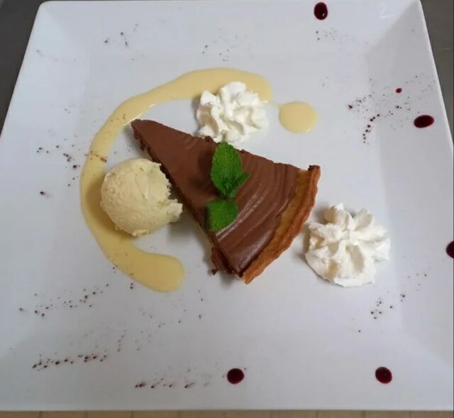 Déssert du jour du week-end du 11 décembre : tarte chocolat/poire