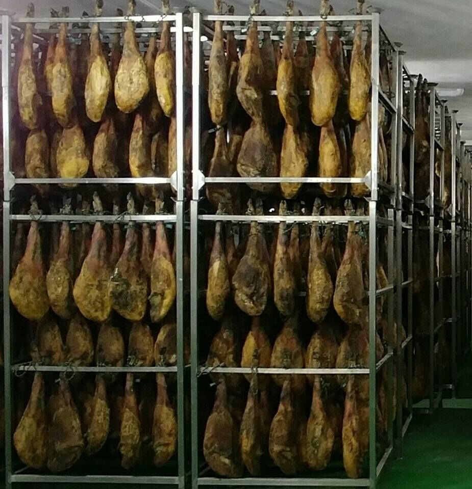 La despensa de nuestra selección de jamones ibéricos de Extremadura