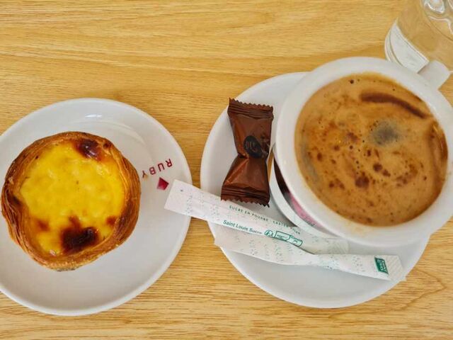 Café et pastel de nata