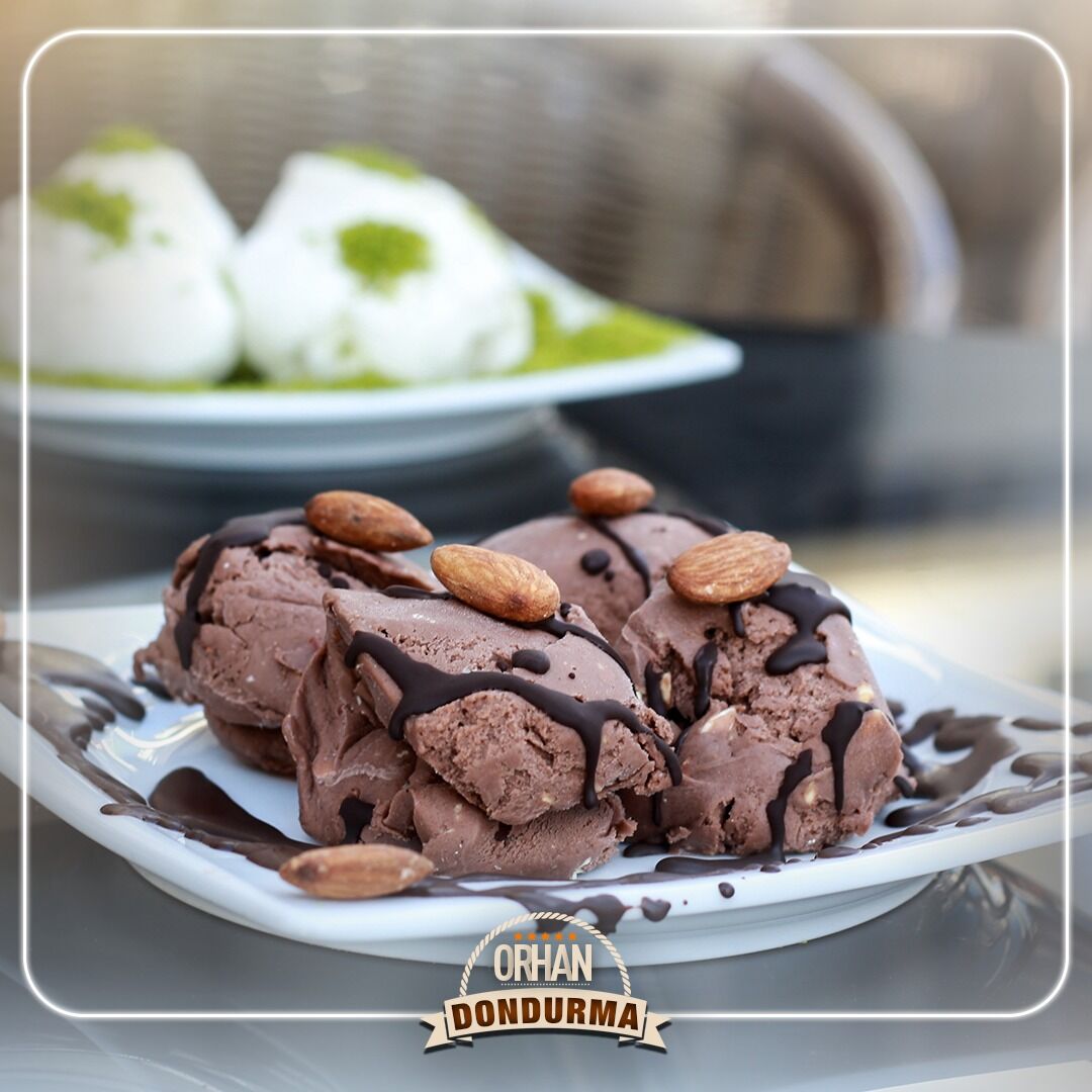 Çikolatalı dondurma 