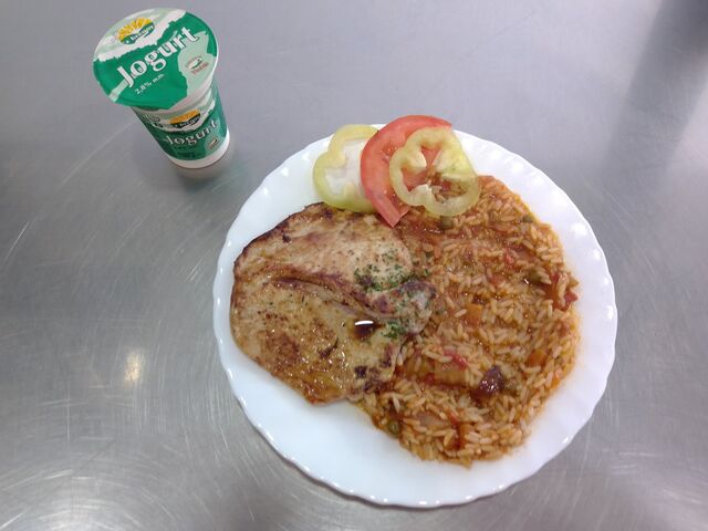 Svinjski kare na žaru, đuveđ