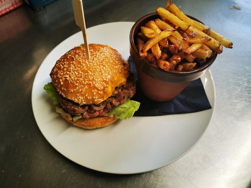 Burger et frites maison 