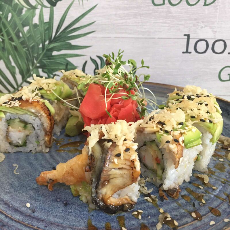 унагі дракон з темпура креветкою