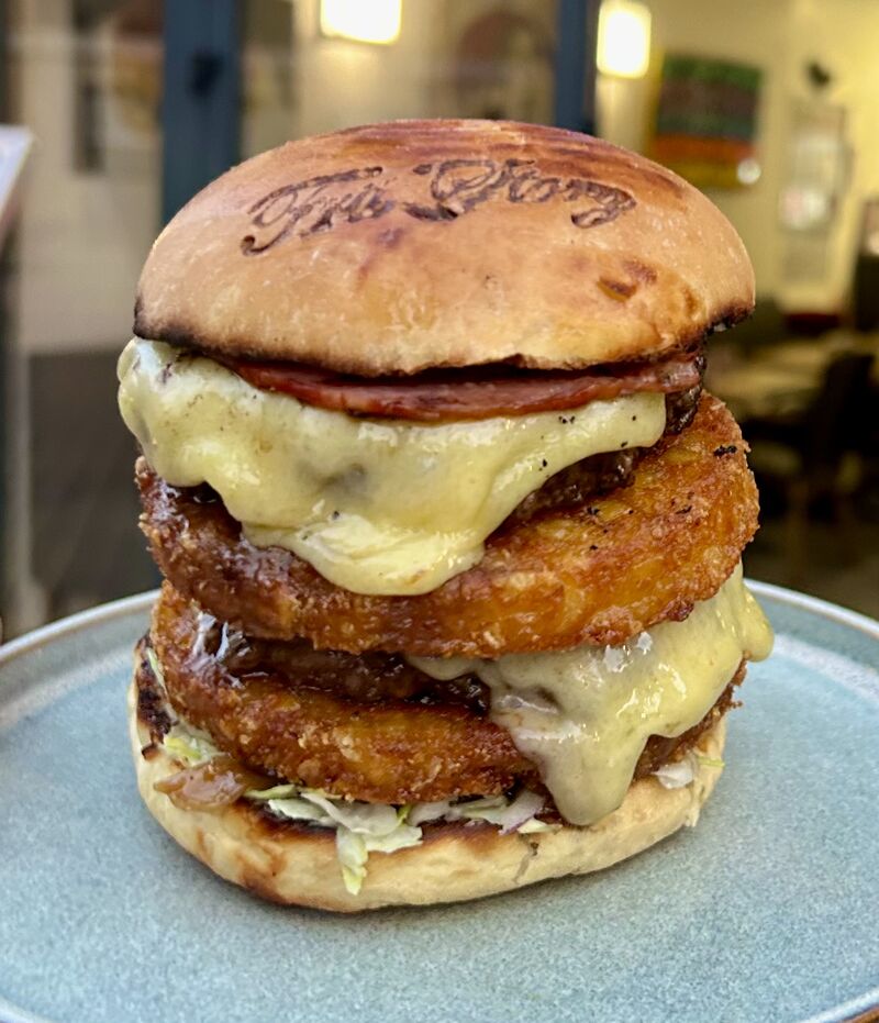 Comté-poivre option tower burger + rösti 😅