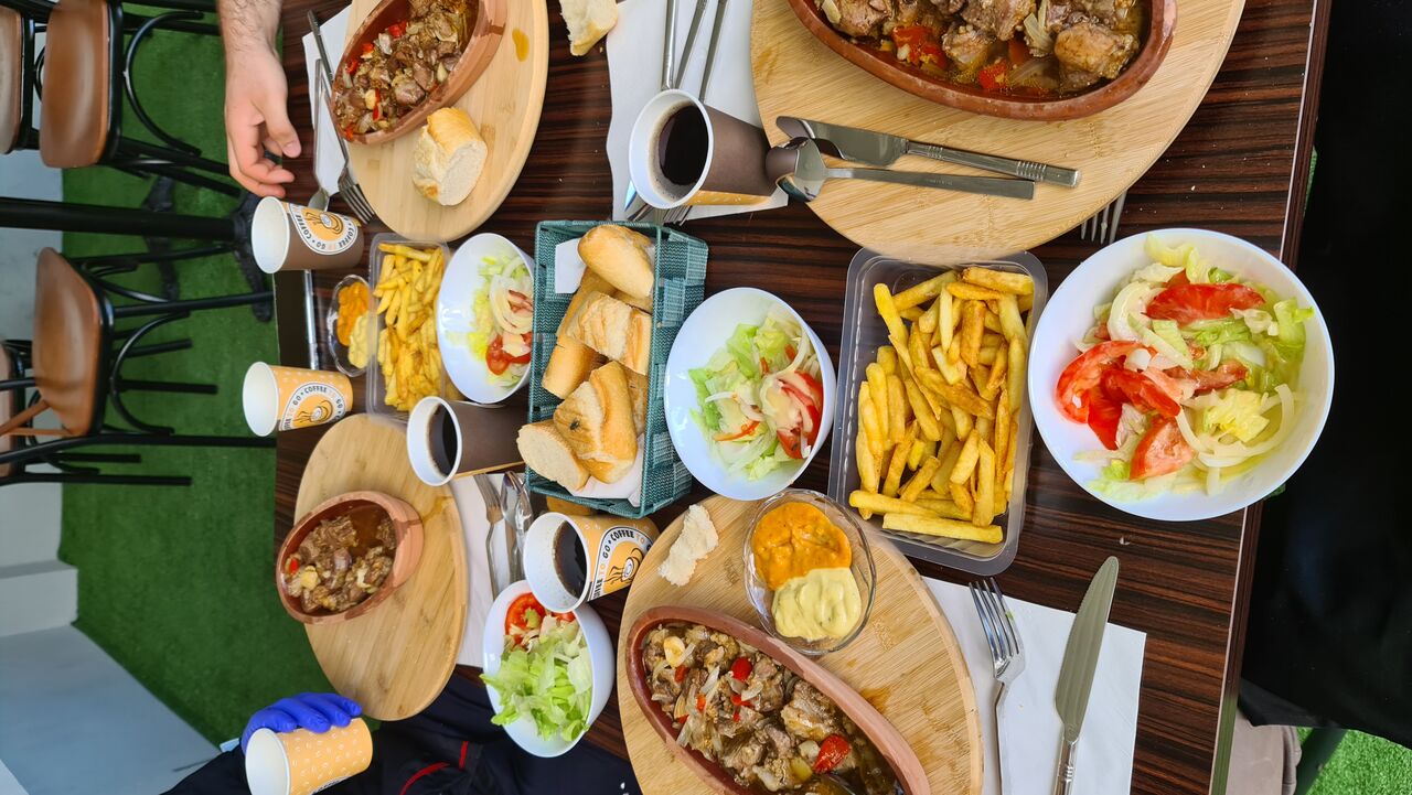 Nos plats à déguster en famille ou entre amis!