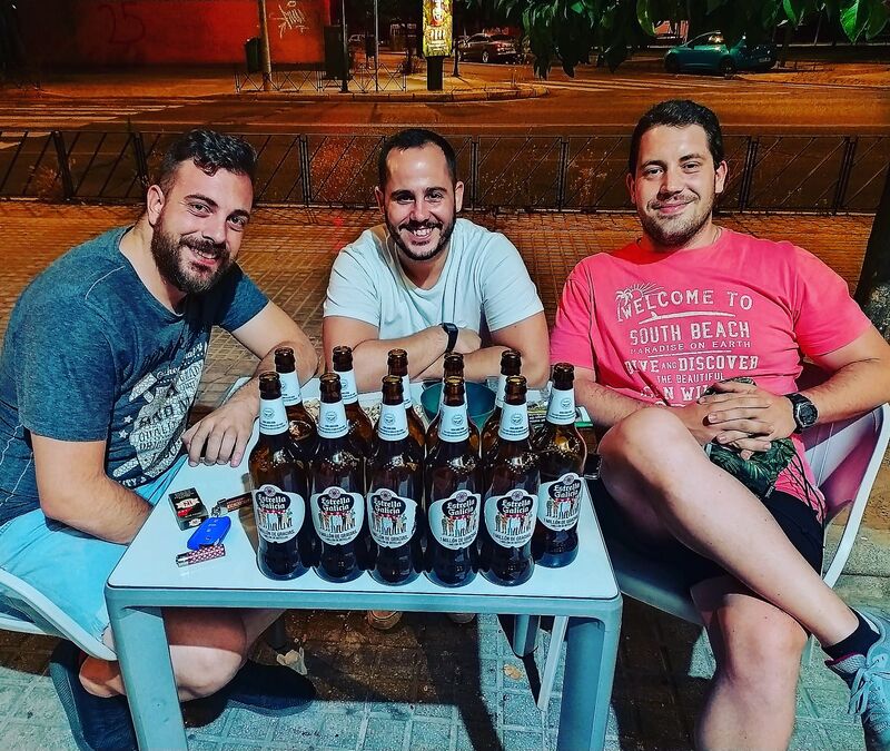 AMIGOS FIELES (Pre-pandemia)