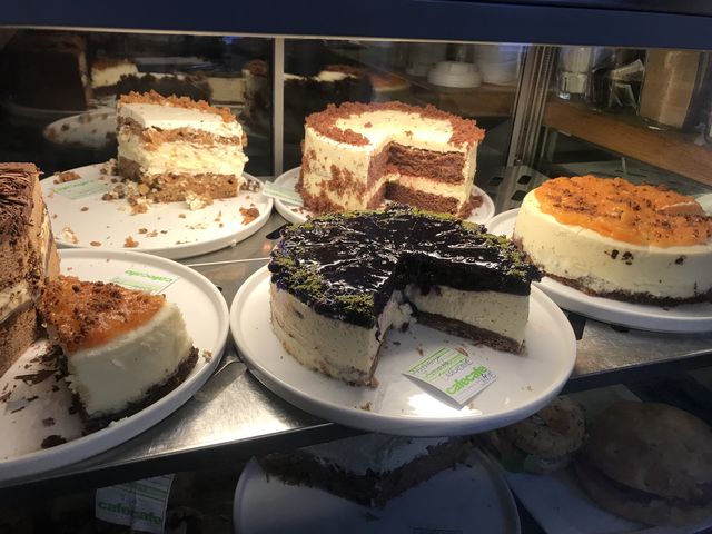 cafecafe Kuchenvitrine