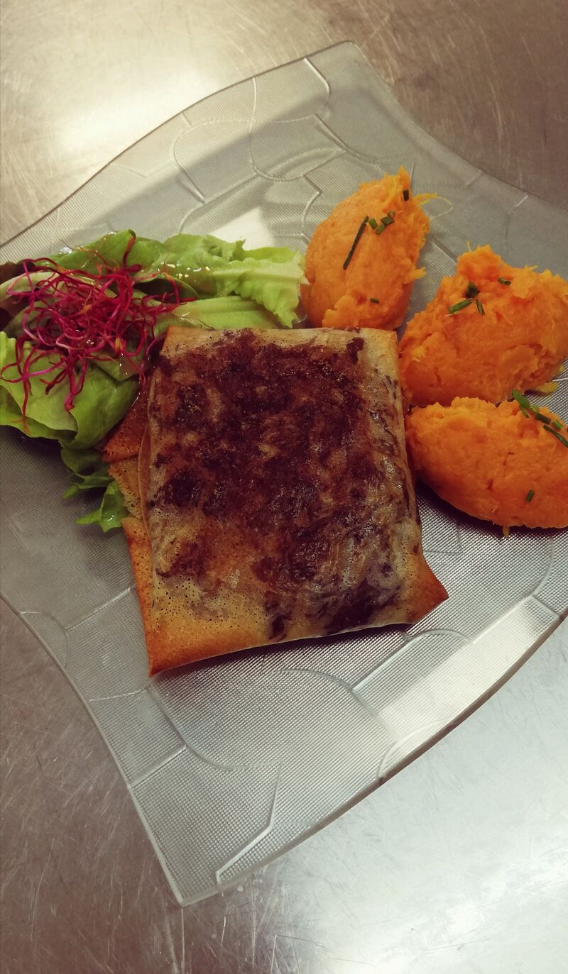 Croustillant de canard, purée de patate douce 