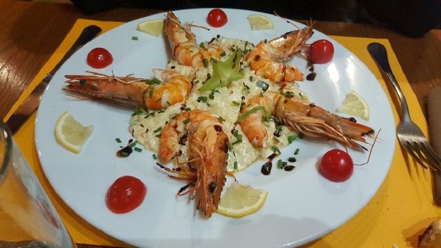 crevettes royales flambées au pastis