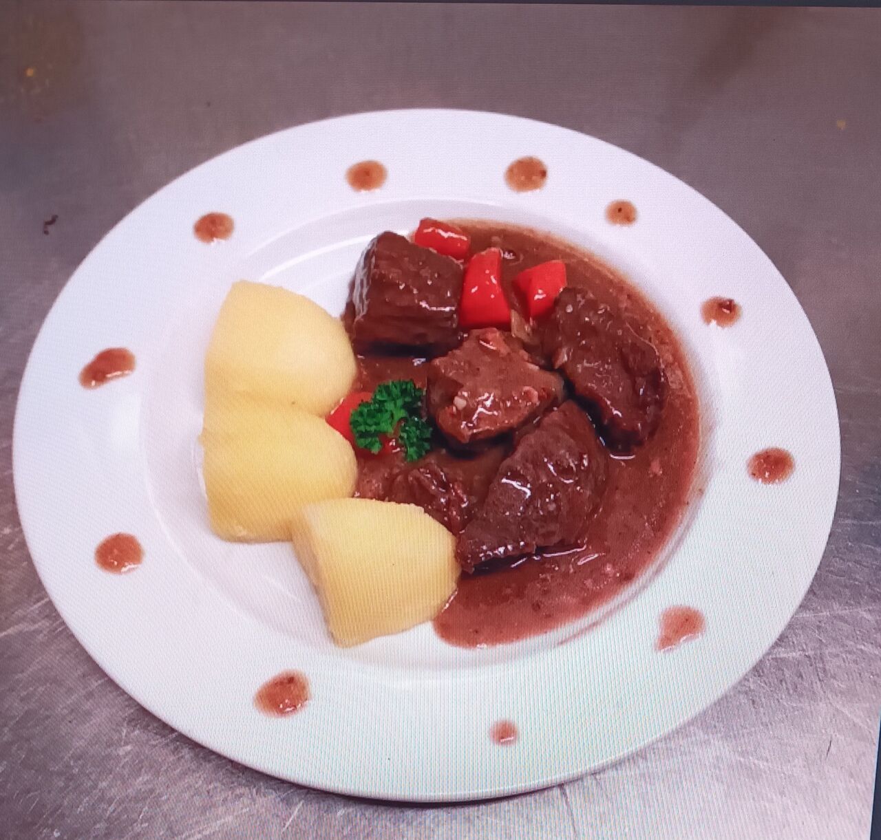 Boeuf Bourguignon 7.50 € la part