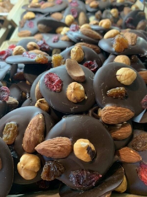 mendiant, chocolat noir