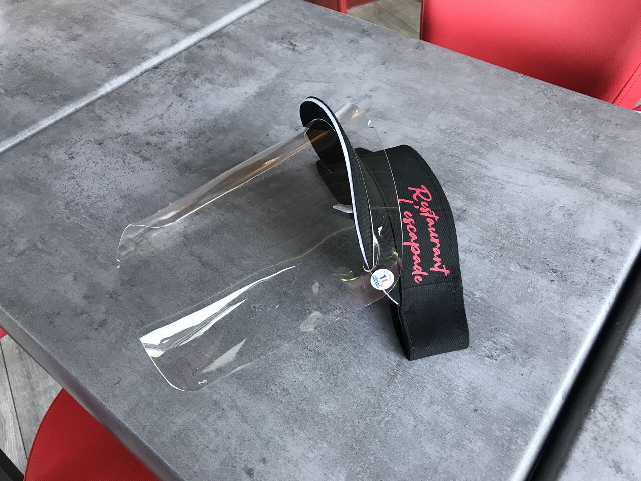 Notre matériel de protection covid est arrivé. Fabrication 100% franc-comtoise merci à l’entreprise capsy/ plimetal