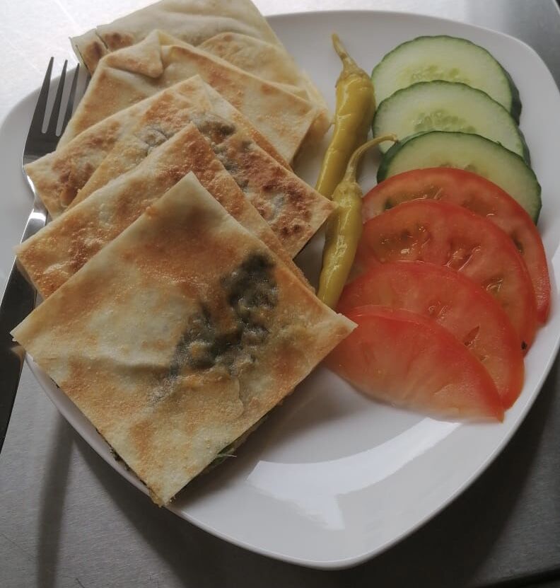 Gözlene
Teigtaschen mit verschiedene Füllungen 