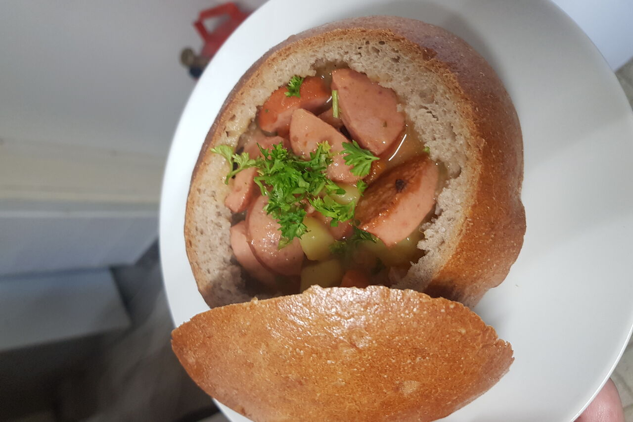 Knurrt Dir der Magen daheim, dann komm zu uns ins Anglerheim