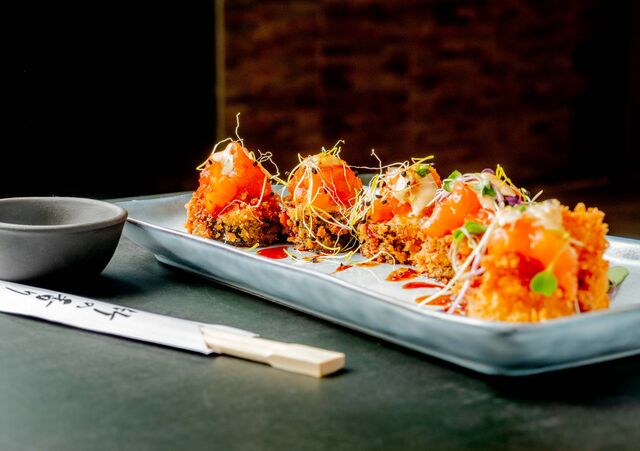 Roll Salmon Salmon