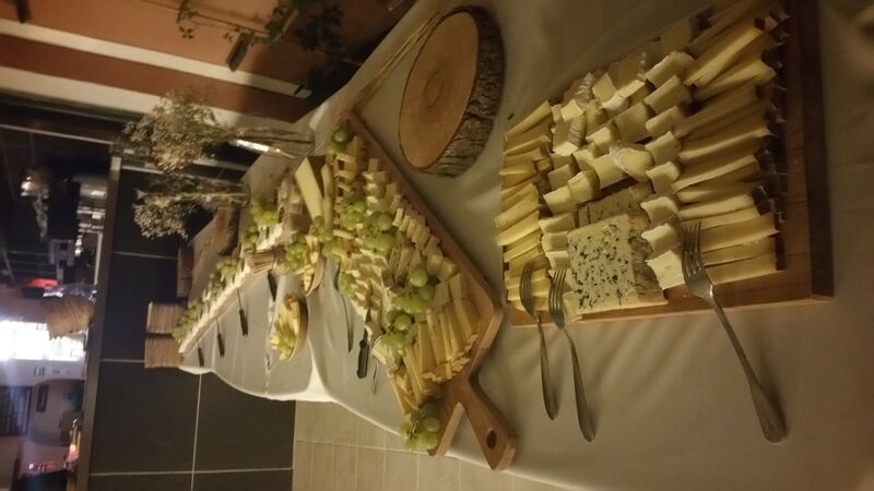 Buffet de fromages pour mariage
