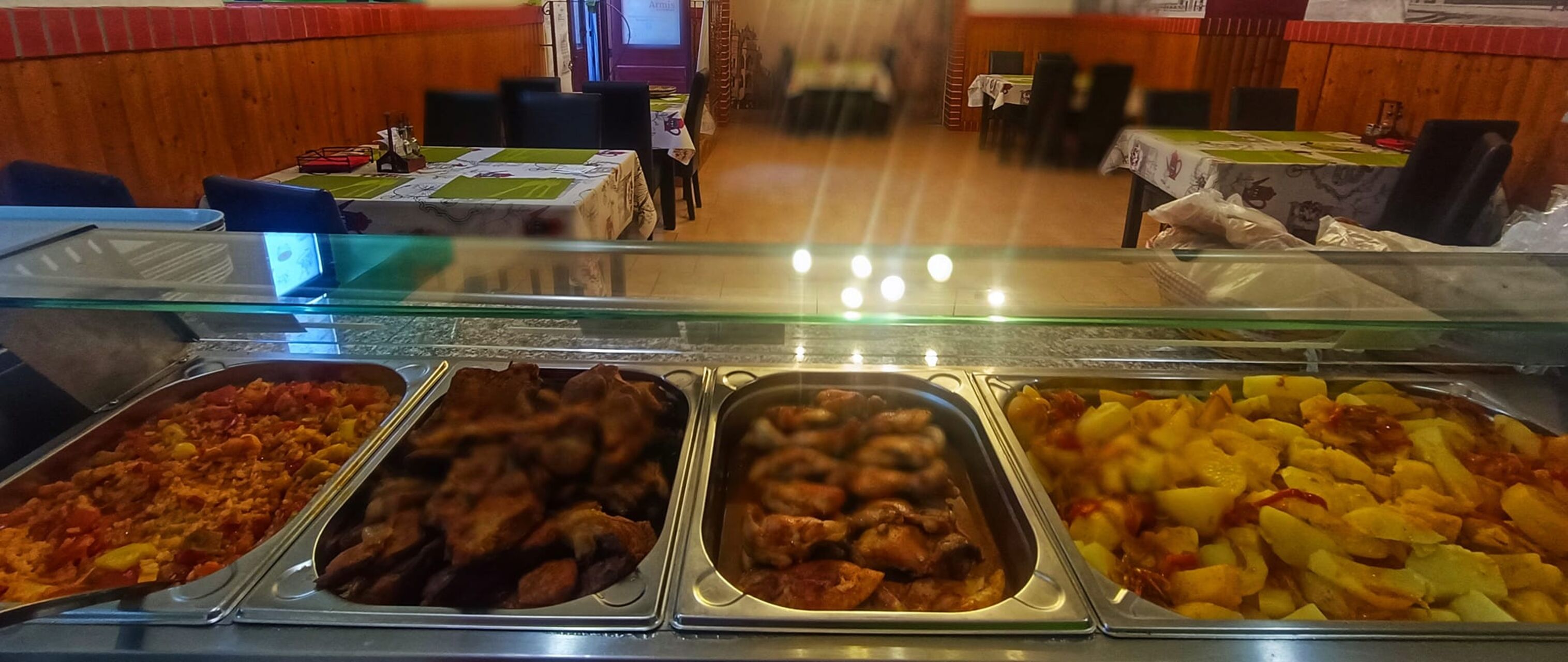 Meniul zilei cu servire în locație