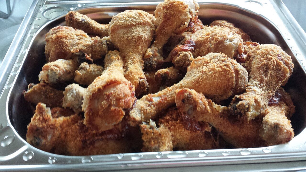 Hächnhenunterkeulen paniert
панированые куриные ножки