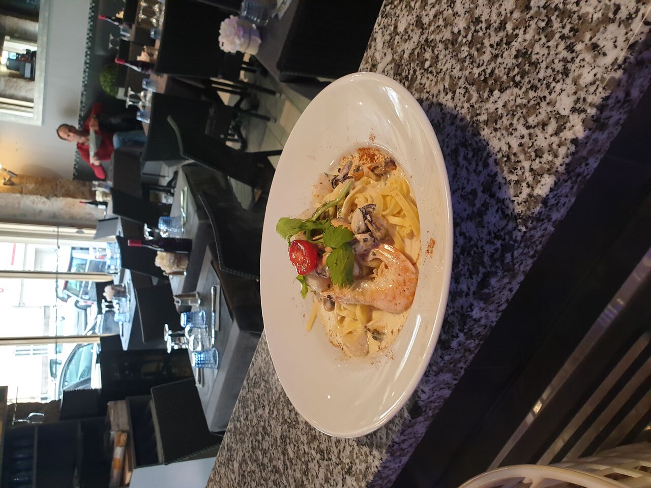 Tagliatte aux fruits de mer ( moules, crevettes et noix de st jacques )