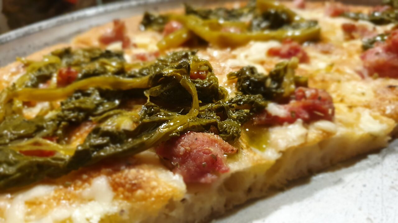 Pizza salsiccia e friarielli