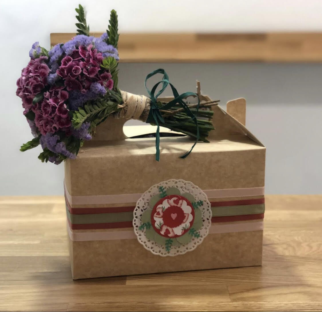 Cuenta con nosotros para detalles tan bonitos como este... Es ideal para cualquier momento del día !!
